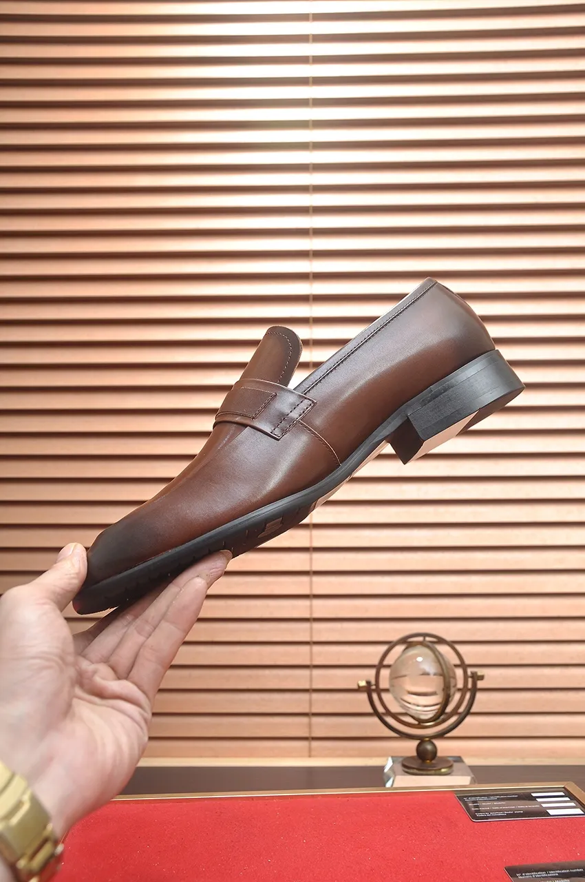Men's shoes 💰520💶【Ferragamo/Ferragamo】The latest model in the counter. Original imported high-quality cowhide with open sides + imported 🐂 water-dyed cowhide lining + original luxury metal buckle + original combination outsole. No pressure for comparison. 38--45 (45 is custom-made and cannot be returned or exchanged)